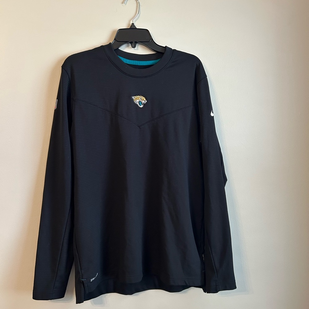COPY - Nike Men's Black Long Sleeve Shirt
